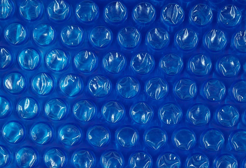 Copertura termica per piscina ovale GRE CPROV510 in polietilene 484 x 335 cm 4
