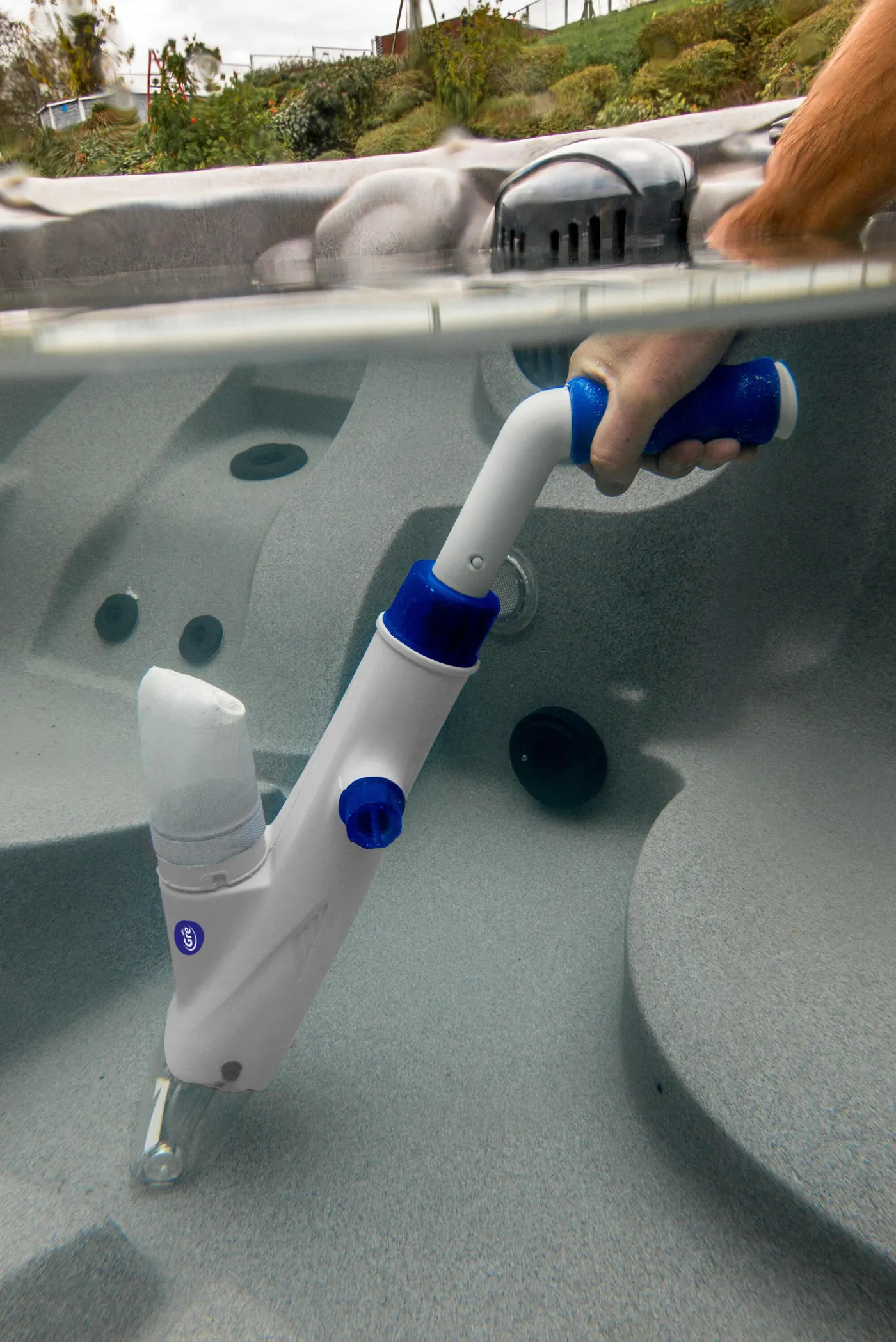 Pulitore a batteria per piscina GRE Pool & SPA Vac 0.01 m³/h 2