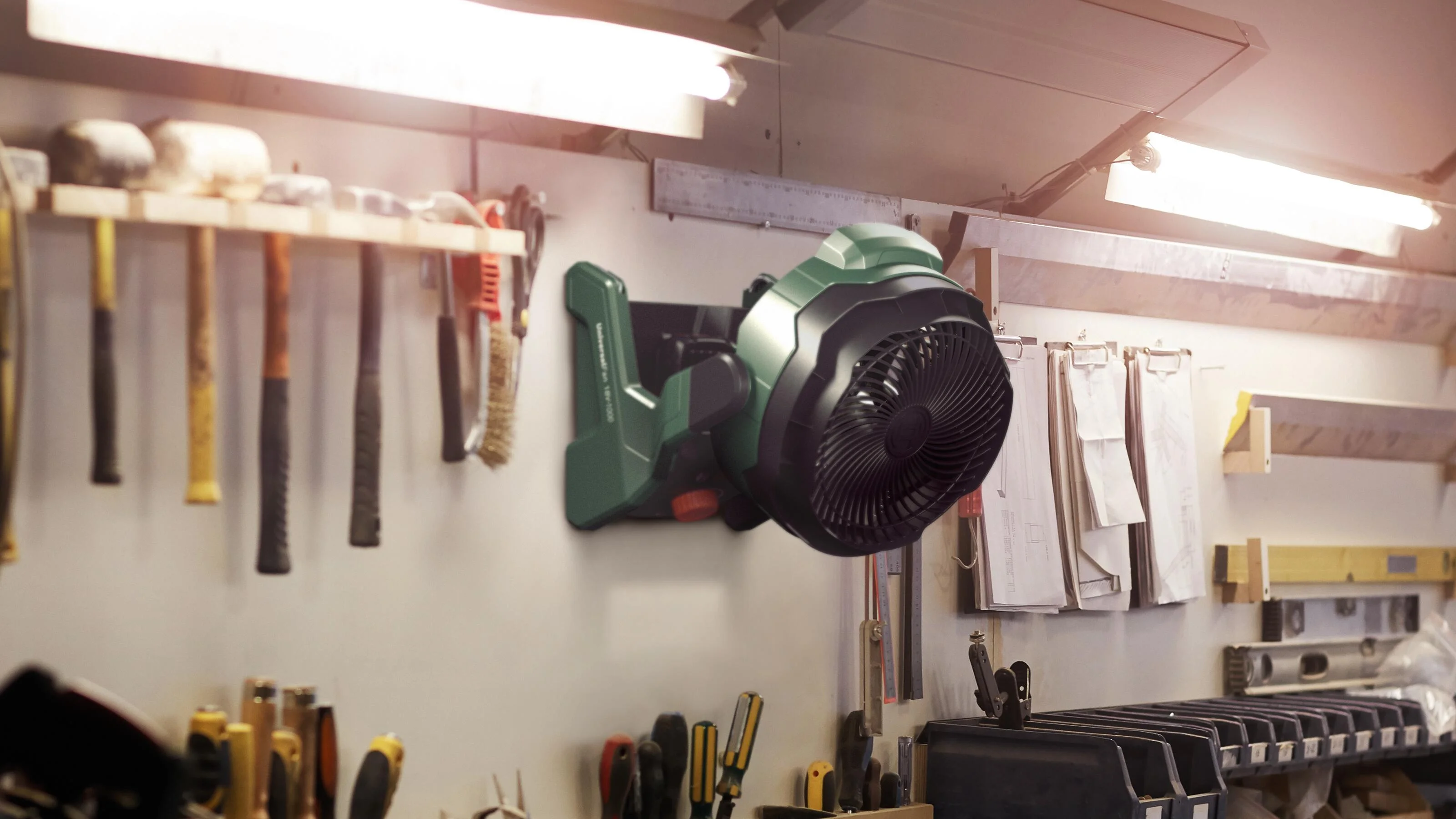 Ventilatore a batteria BOSCH UniversalFan 18V Verde ø 22.5 cm 2