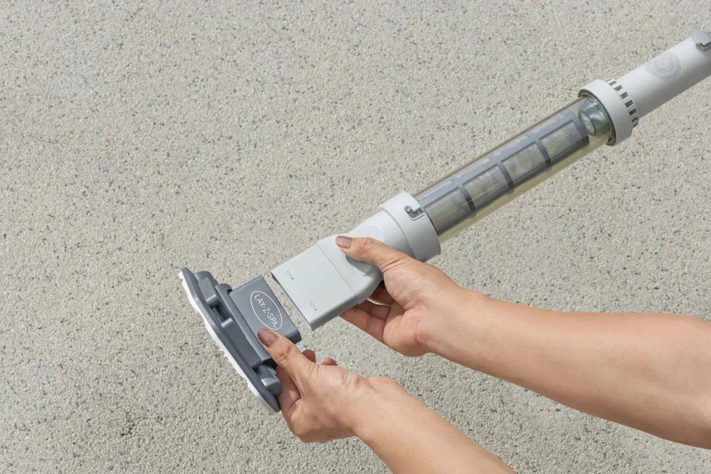 Pulitore a batteria per piscina BESTWAY aspiratore ricaricabile Lay-Z-Spa® 7