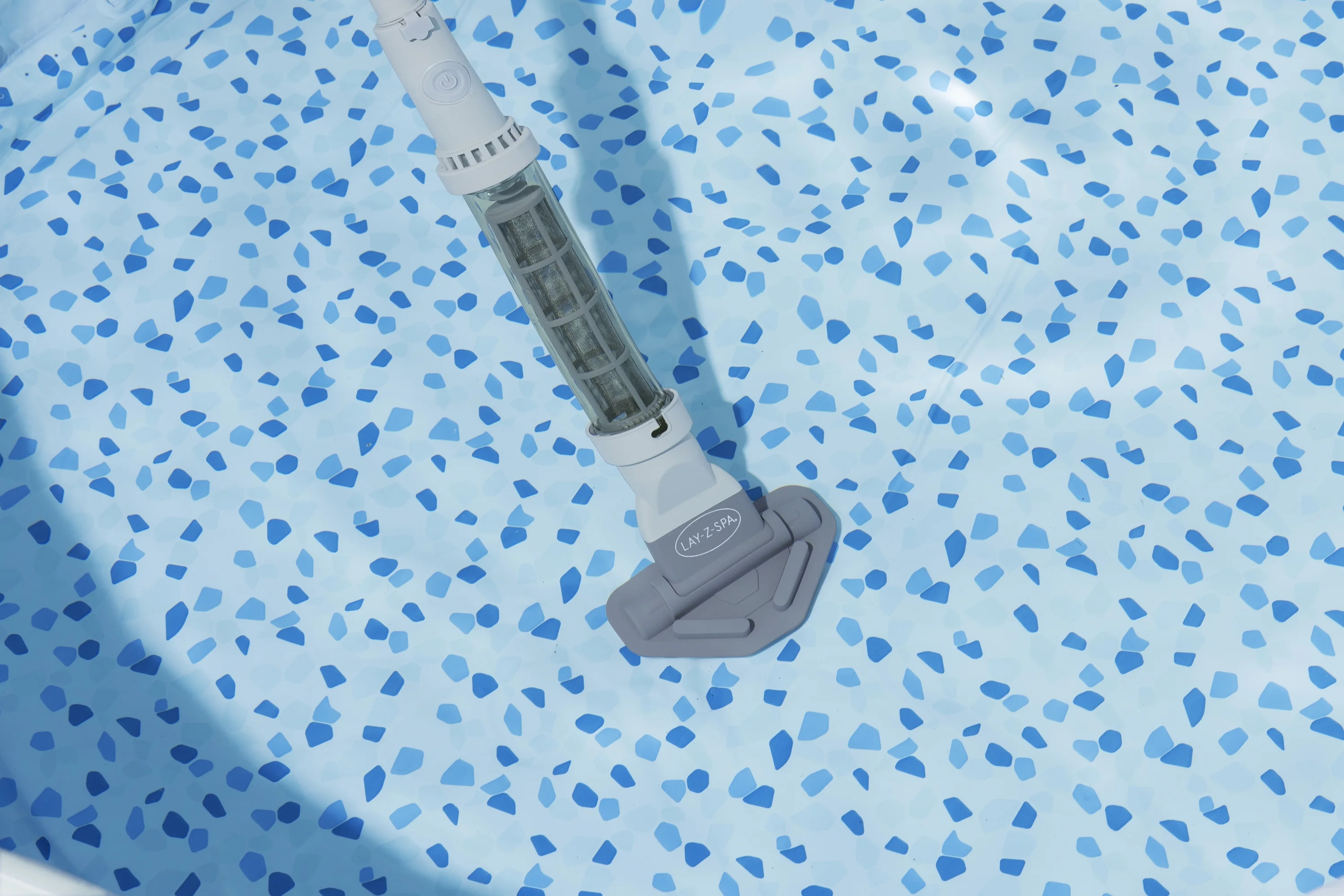 Pulitore a batteria per piscina BESTWAY aspiratore ricaricabile Lay-Z-Spa® 5