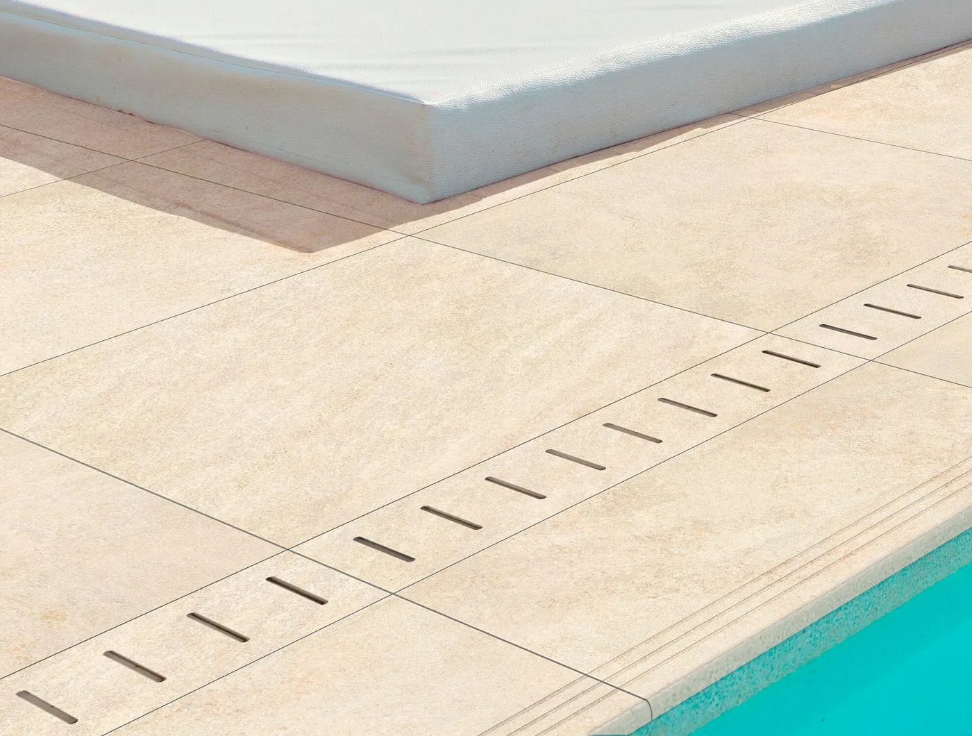 Bordo per piscina in gres porcellanato ECODADO+ Griglia Gres beige 14,5x60x2 L 50 x H 14.5 cm, Sp 20 mm 4