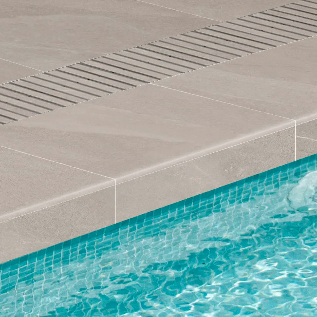 Bordo per piscina in gres porcellanato ECODADO+ Griglia Snodata Gres grigia 14,5x50x2 L 60 x H 14.5 cm, Sp 20 mm 2